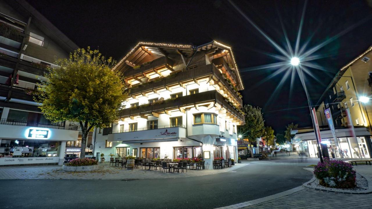 제펠드 인 티롤 Tiroler Weinstube 아파트 호텔 외부 사진